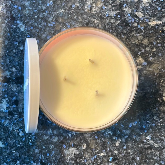 Soy wax blend candle, strawberry daiquiri scented - Picture 4 of 5